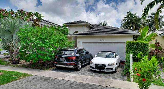 Photo of 3457 NE 2nd St, Homestead, FL 33033