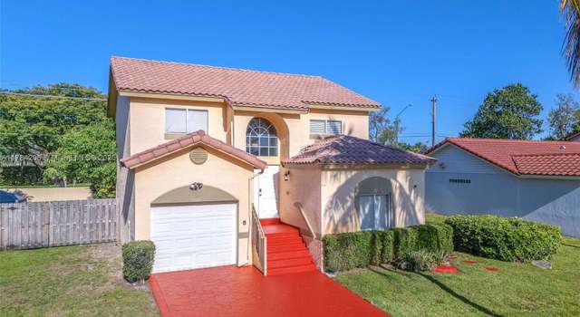 Photo of 1300 SW 88th Way, Pembroke Pines, FL 33025