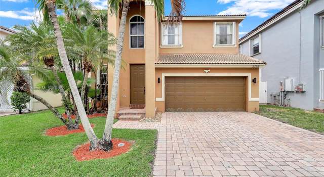 Photo of 3758 SW 50th Ct, Fort Lauderdale, FL 33312