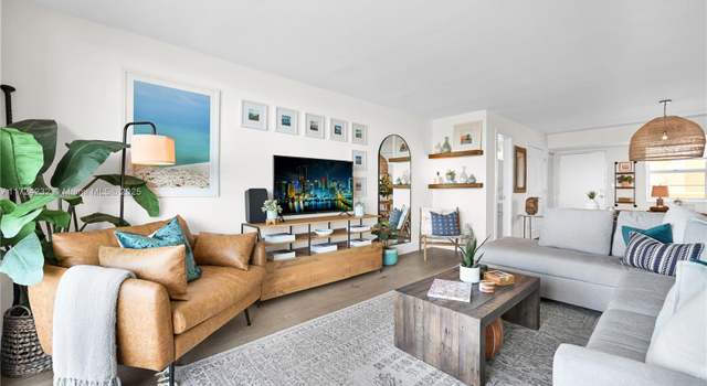Photo of 8530 Byron Ave #504, Miami Beach, FL 33141