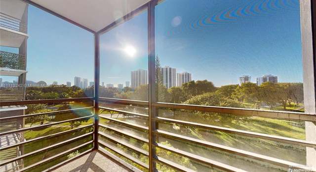Photo of 20500 W Country Club Dr #509, Aventura, FL 33180