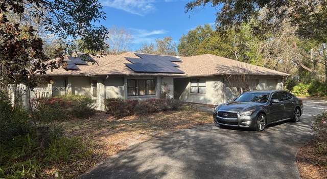 Photo of 3737 Country Oaks Ln, Lake Wales, FL 33898