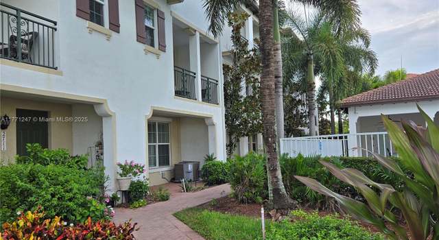 Photo of 2707 SW 119th Way #1803, Miramar, FL 33025