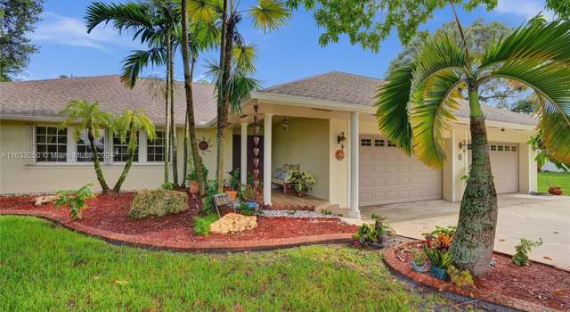 Photo of 16630 SW 62nd St, Southwest Ranches, FL 33331