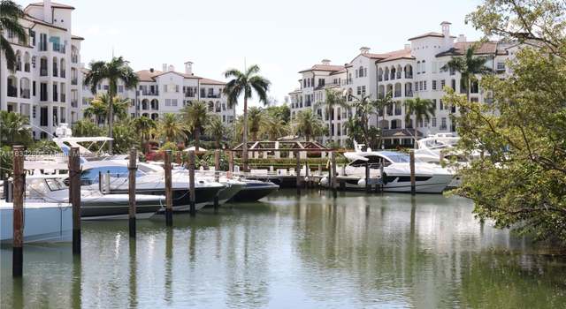 Photo of 3900 Island Blvd Unit B204, Aventura, FL 33160