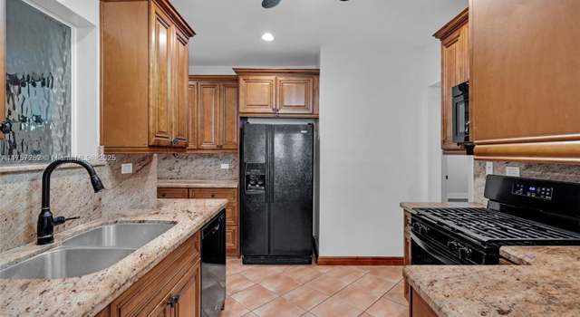 Photo of 1024 Tyler St, Hollywood, FL 33019