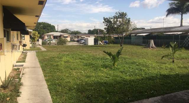Photo of 2456 Lincoln St, Hollywood, FL 33020