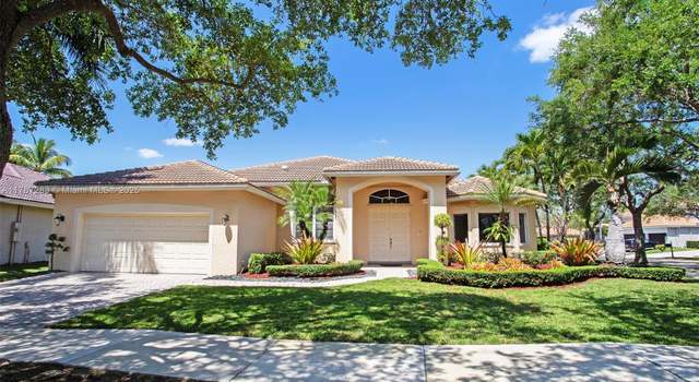Photo of 3848 Oak Ridge Cir, Weston, FL 33331