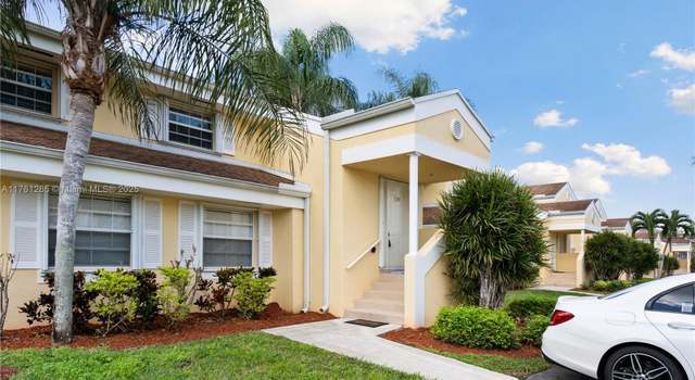 Photo of 2264 SE 27th Dr Unit 206-E, Homestead, FL 33035