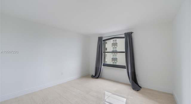 Photo of 1600 S Bayshore Ln Unit 6A, Miami, FL 33133