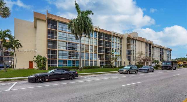 Photo of 2000 Atlantic Shores Blvd #107, Hallandale Beach, FL 33009