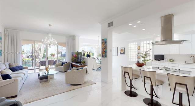 Photo of 20870 NE 32nd Ave, Aventura, FL 33180