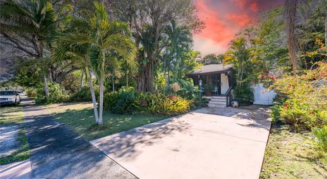 Photo of 110 NE 171st Ter, Miami, FL 33162