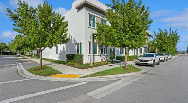 Photo of 10259 NW 66th St, Doral, FL 33178