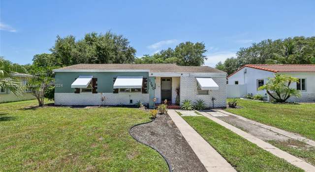 Photo of 1240 NE 134th St, North Miami, FL 33161