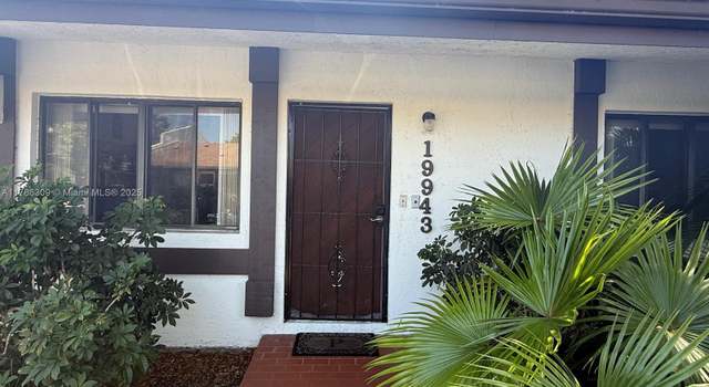 Photo of 19943 NE 5th Ct Unit 2M, Miami, FL 33179