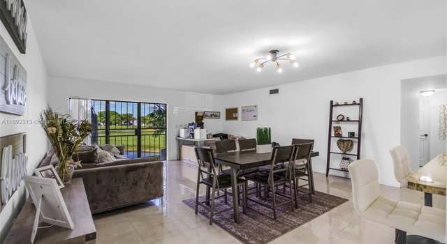 Photo of 271 W Park Dr Unit 7-7, Miami, FL 33172