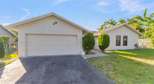 Photo of 4299 NW 18th Ter, Oakland Park, FL 33309