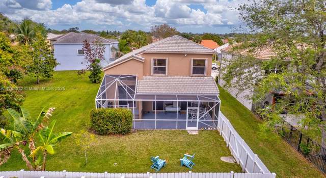 Photo of 251 E Saratoga Blvd E, Royal Palm Beach, FL 33411
