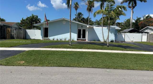 Photo of 9920 SW 194th St, Cutler Bay, FL 33157