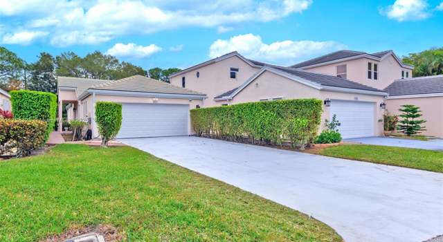 Photo of 1009 Island Manor Dr, Greenacres, FL 33413