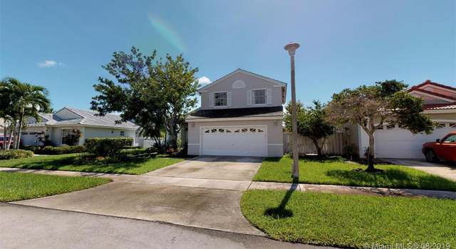 Photo of 1135 NW 174th Ave, Pembroke Pines, FL 33029
