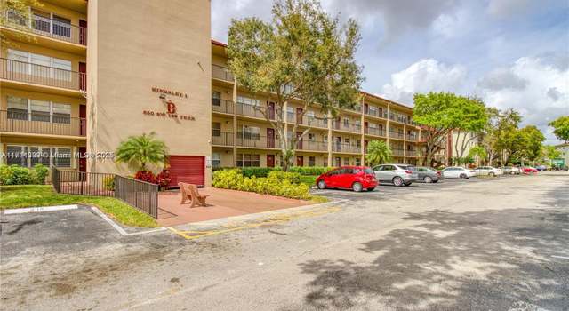 Photo of 850 SW 133rd Ter Unit 316B, Pembroke Pines, FL 33027