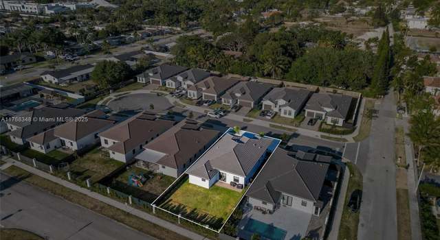 Photo of 19419 SW 124th Ct, Miami, FL 33177