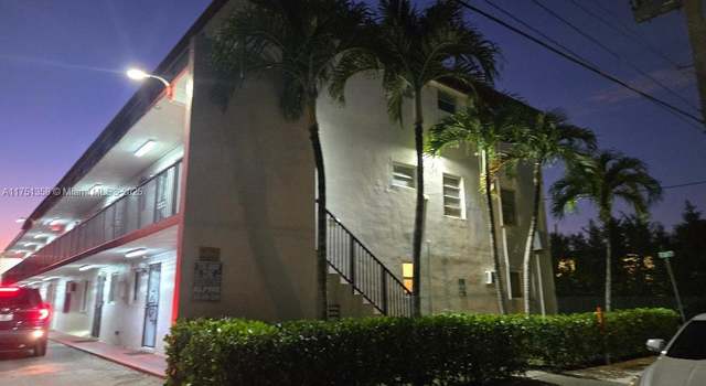 Photo of 1000 W 28th St #2, Hialeah, FL 33010