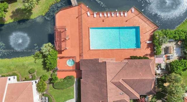 Photo of 5661 Riverside Dr Unit 306B7, Coral Springs, FL 33067