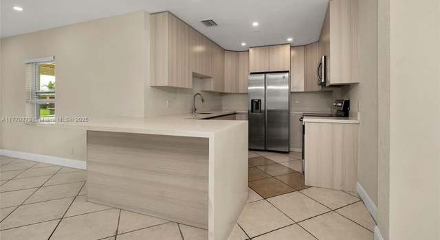 Photo of 411 NE 58th Ct, Oakland Park, FL 33334