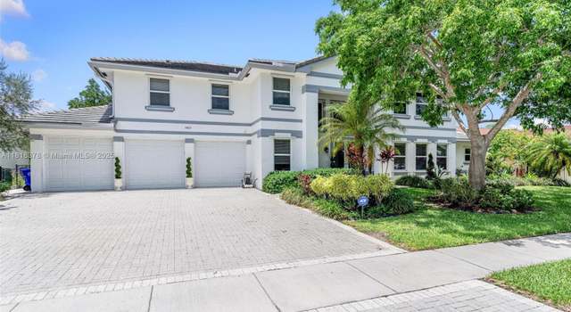 Photo of 19821 NW 4th St, Pembroke Pines, FL 33029