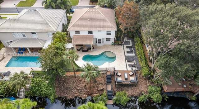 Photo of 208 Lone Pine Dr, Palm Beach Gardens, FL 33410