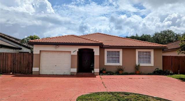 Photo of 19661 NW 83rd Ave, Hialeah, FL 33015