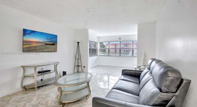 Photo of 9540 Sunrise Lakes Blvd #103, Sunrise, FL 33322