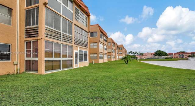 Photo of 9540 Sunrise Lakes Blvd #103, Sunrise, FL 33322