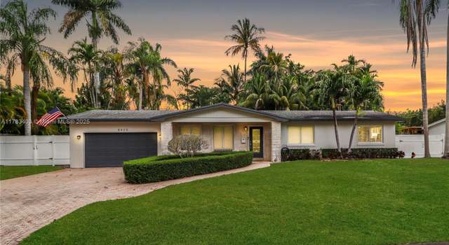 Photo of 8435 SW 157th St, Palmetto Bay, FL 33157