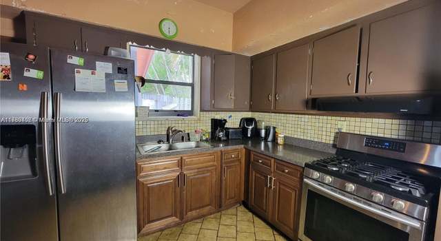 Photo of 3241 SW 20th Ct, Fort Lauderdale, FL 33312
