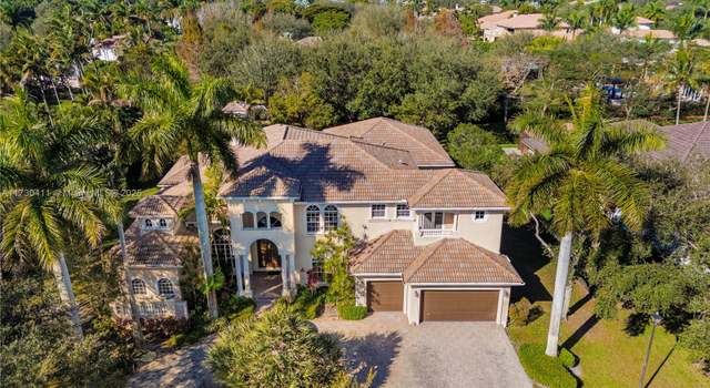 Photo of 3303 W Stonebrook Cir, Davie, FL 33330