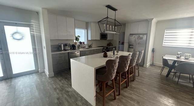 Photo of 2821 SW 3rd Ct, Fort Lauderdale, FL 33312