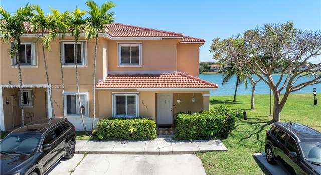 Photo of 17591 SW 140th Ct, Miami, FL 33177