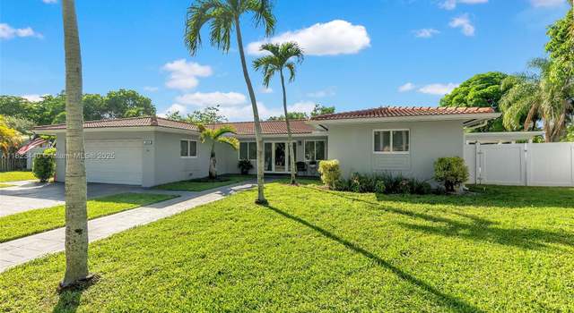 Photo of 6919 Willow Ln, Miami Lakes, FL 33014