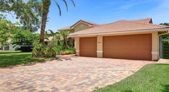 Photo of 3820 SW 106th Ter, Davie, FL 33328