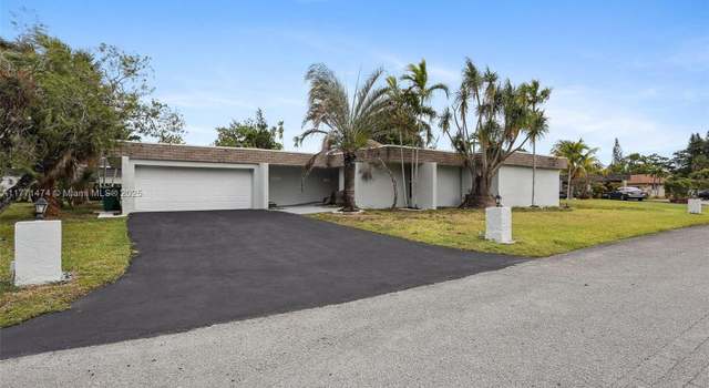 Photo of 5209 Buttonwood Ct, Tamarac, FL 33319