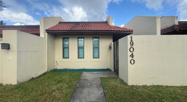 Photo of 19040 NW 65th Ct, Hialeah, FL 33015