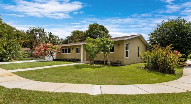 Photo of 10421 NW 21st St, Pembroke Pines, FL 33026