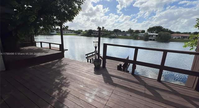 Photo of 13922 Kendale Lakes Dr, Miami, FL 33183