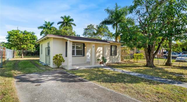 Photo of 305 NW 7th Ave, Homestead, FL 33030