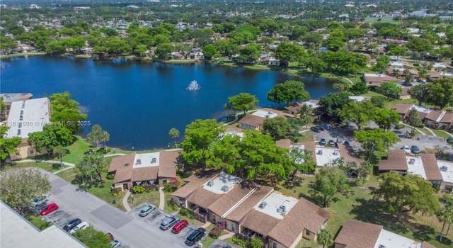 Photo of 322 Briarwood Cir Unit 1-17, Hollywood, FL 33024