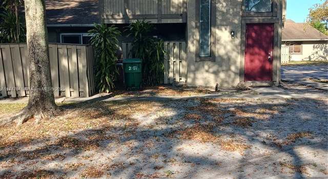 Photo of 2107 NW 59th Ter Unit 60-E, Lauderhill, FL 33313